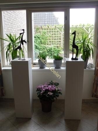 200 x200 mm onbehandelde blanke MDF zuil, sokkel, schilderklaar