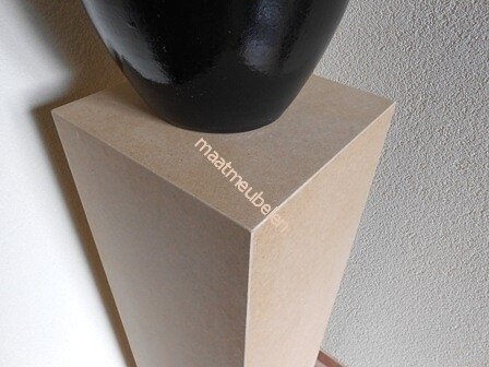 400 x 400 mm onbehandelde blanke MDF zuil, sokkel, schilderklaar