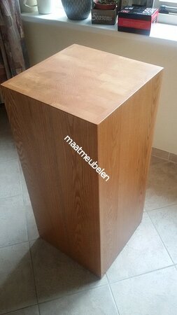 Massief eiken houten sokkel / zuil / pilaar