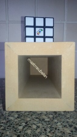 100 x100 mm onbehandelde blanke MDF zuil, sokkel, schilderklaar