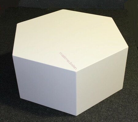 Zes hoekige onbehandelde blanke 6 hoek MDF zuil, sokkel, schilderklaar