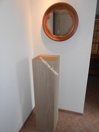 eiken sokkel  / Zuilen met echt hout fineer / diverse houtsoorten.