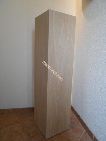 eiken sokkel  / Zuilen met echt hout fineer / diverse houtsoorten.