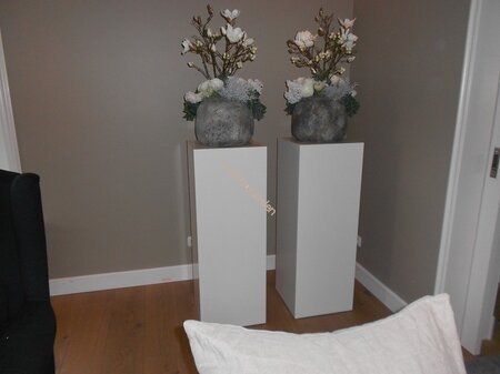 Op kleur gelakte, Decoratieve zuil / sokkel / pilaar kies uw afmeting.